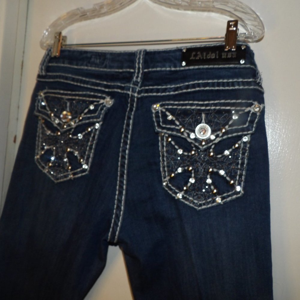 L.A. idol Women's Blue Jeans with Embellished Pockets